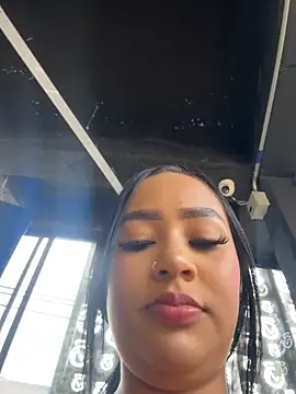 Snapshot of Luisa_Fernandaa chatting on March 26, 2026, 7:34 pm Luisa Fernandaa online show from March 26, 2026, 7:34 pm