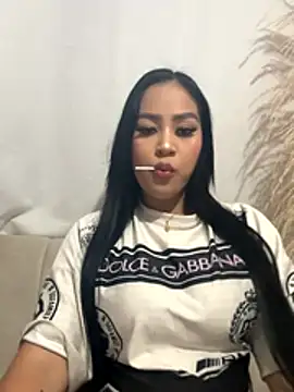 Snapshot of Luisa_Fernandaa chatting on November 22, 2025, 11:36 pm Luisa Fernandaa online show from November 22, 2025, 11:36 pm