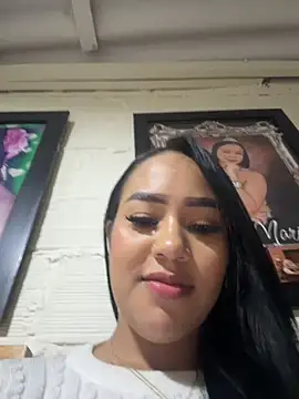 Snapshot of Luisa_Fernandaa chatting on April 7, 2026, 12:34 am Luisa Fernandaa online show from April 7, 2026, 12:34 am