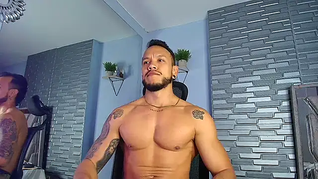 ARON TAYLER01 online show from February 3, 2026, 10:31 am