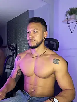 ARON TAYLER01 online show from September 19, 2025, 10:30 am