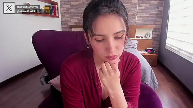 Snapshot of alicewilloww chatting on September 20, 2025, 7:41 pm alicewilloww online show from September 20, 2025, 7:41 pm