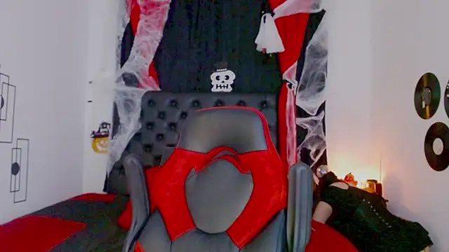 misslombana online show from October 27, 2025, 5:41 am