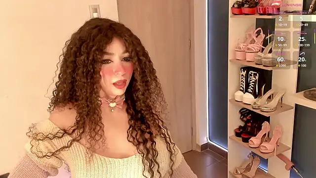 Snapshot of Orianna_reed_ chatting on June 1, 2026, 12:22 am Orianna reed online show from June 1, 2026, 12:22 am