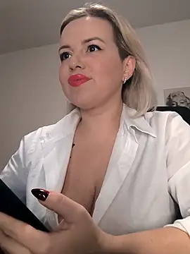 Ladykaos online show from November 25, 2025, 1:22 pm