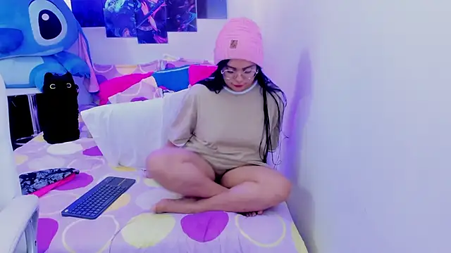 esmeralda112 online show from March 13, 2025, 10:21 pm