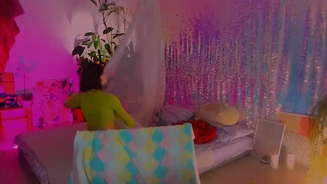 Snapshot of poli__ chatting on January 24, 2025, 5:32 pm poli   online show from January 24, 2025, 5:32 pm