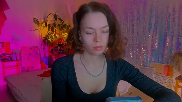 Snapshot of poli__ chatting on March 17, 2025, 9:13 pm poli   online show from March 17, 2025, 9:13 pm