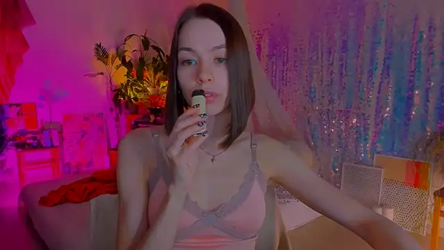 Snapshot of poli__ chatting on March 12, 2025, 10:28 pm poli   online show from March 12, 2025, 10:28 pm