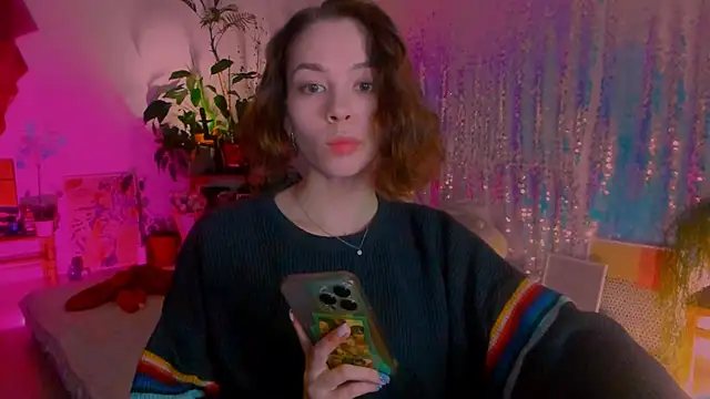 Snapshot of poli__ chatting on January 25, 2025, 8:42 pm poli   online show from January 25, 2025, 8:42 pm