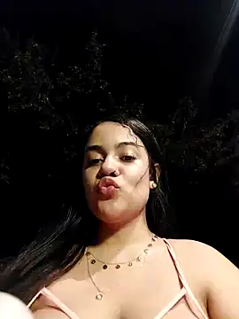 Snapshot of demonaughtyyy chatting on January 12, 2025, 4:52 am demonaughtyyy online show from January 12, 2025, 4:52 am