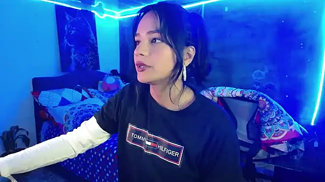 Snapshot of Samara_Beltran chatting on March 21, 2025, 9:12 am Samara Beltran online show from March 21, 2025, 9:12 am