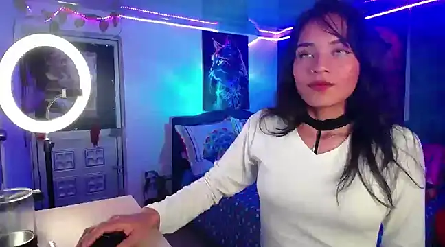 Snapshot of Samara_Beltran chatting on March 19, 2025, 6:03 am Samara Beltran online show from March 19, 2025, 6:03 am