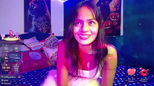 Snapshot of Samara_Beltran chatting on March 22, 2025, 6:33 am Samara Beltran online show from March 22, 2025, 6:33 am