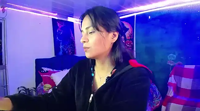 Snapshot of Samara_Beltran chatting on March 17, 2025, 6:40 am Samara Beltran online show from March 17, 2025, 6:40 am