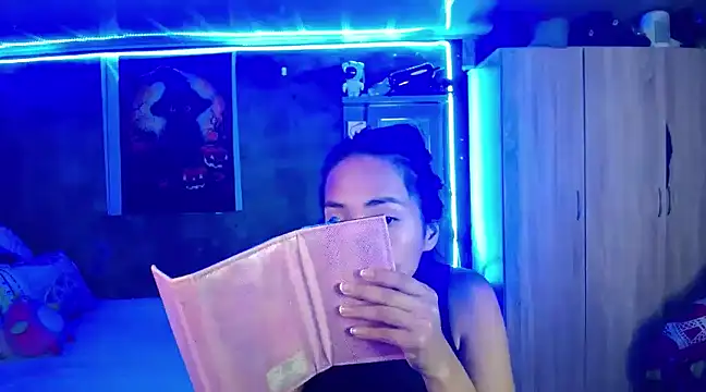 Snapshot of Samara_Beltran chatting on February 27, 2025, 2:46 am Samara Beltran online show from February 27, 2025, 2:46 am