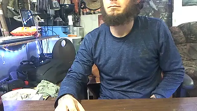 CloudDadddyyy420 online show from October 19, 2025, 1:36 pm