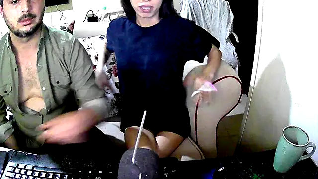 Snapshot of Coldskull69 chatting on February 27, 2025, 7:37 pm Coldskull69 online show from February 27, 2025, 7:37 pm