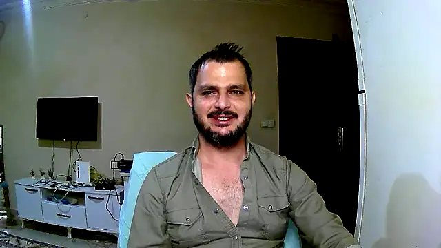 Snapshot of Coldskull69 chatting on October 16, 2025, 7:33 pm Coldskull69 online show from October 16, 2025, 7:33 pm