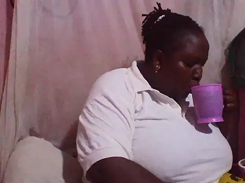 big clits online show from September 19, 2025, 12:58 am