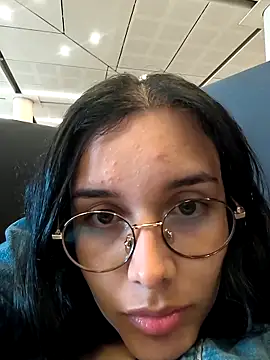 Annya-sweet online show from November 11, 2025, 3:18 pm