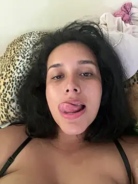Snapshot of Annya-sweet chatting on February 17, 2025, 3:44 pm Annya-sweet online show from February 17, 2025, 3:44 pm