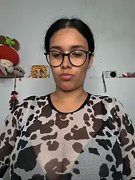 Snapshot of Annya-sweet chatting on July 7, 2026, 3:48 pm Annya-sweet online show from July 7, 2026, 3:48 pm