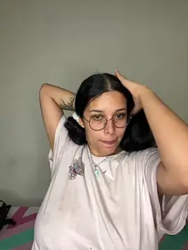 Snapshot of Annya-sweet chatting on December 5, 2024, 2:39 pm Annya-sweet online show from December 5, 2024, 2:39 pm