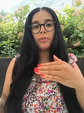 Snapshot of Annya-sweet chatting on June 25, 2026, 2:22 pm Annya-sweet online show from June 25, 2026, 2:22 pm