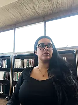 Annya-sweet online show from April 30, 2026, 2:13 pm