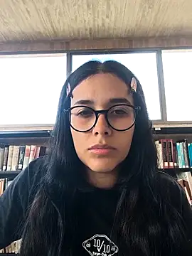 Annya-sweet online show from April 25, 2026, 3:20 pm