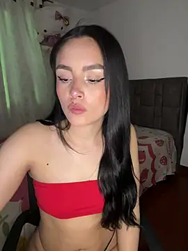 Snapshot of salome_polaniiee chatting on April 5, 2026, 6:36 pm salome polaniiee online show from April 5, 2026, 6:36 pm