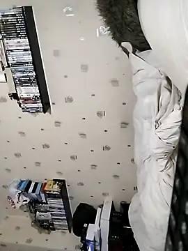 Snapshot of Erimyka chatting on February 3, 2026, 11:21 pm Erimyka online show from February 3, 2026, 11:21 pm