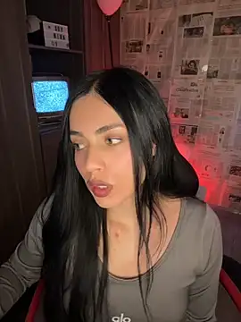 i am nina  online show from May 28, 2026, 10:48 pm