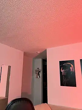 i am nina  online show from March 7, 2025, 12:48 am