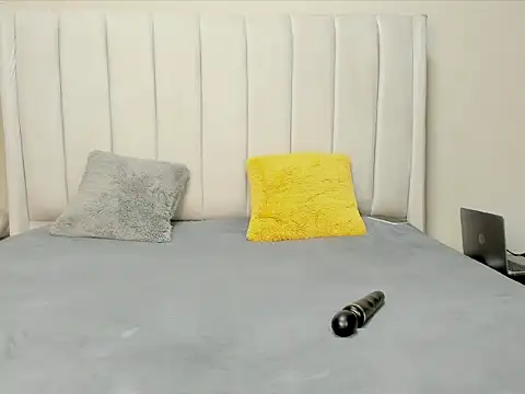  heavenlysent online show from October 21, 2025, 4:23 am