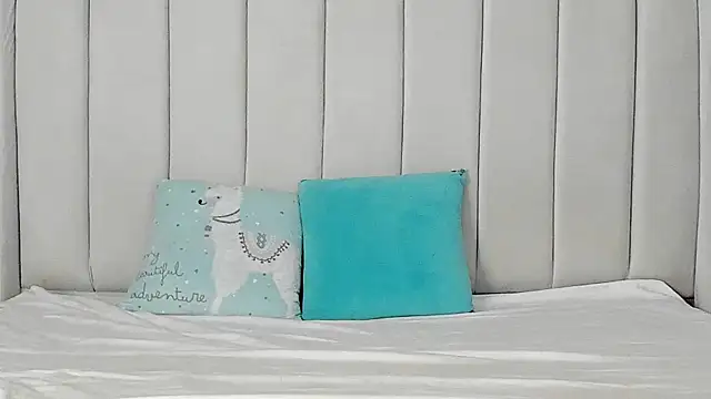 Snapshot of _heavenlysent chatting on May 23, 2026, 4:55 am heavenlysent online show from May 23, 2026, 4:55 am