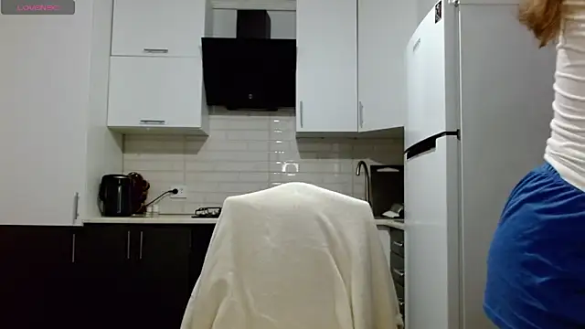 Snapshot of SayMeow_ chatting on May 28, 2026, 11:43 pm SayMeow online show from May 28, 2026, 11:43 pm