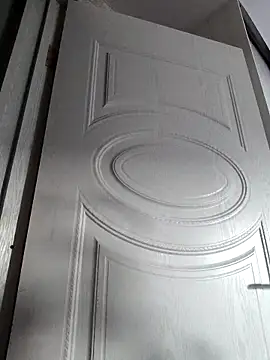 EffectFiona online show from November 17, 2025, 4:05 am