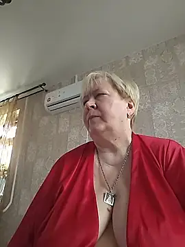 EffectFiona online show from April 12, 2026, 12:41 pm