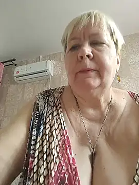 EffectFiona online show from March 21, 2026, 4:14 am