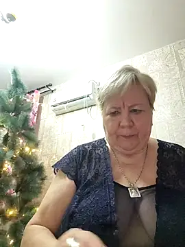 EffectFiona online show from December 21, 2025, 10:43 pm