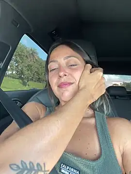 Snapshot of Gipoltergeist chatting on April 5, 2026, 5:52 pm Gipoltergeist online show from April 5, 2026, 5:52 pm