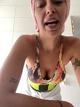 Snapshot of Gipoltergeist chatting on March 13, 2026, 1:49 pm Gipoltergeist online show from March 13, 2026, 1:49 pm