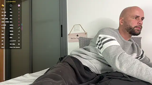 Snapshot of tim_beard chatting on March 7, 2026, 10:48 pm tim beard online show from March 7, 2026, 10:48 pm