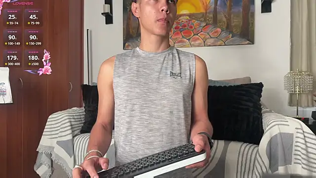 Adams ricci online show from July 6, 2026, 11:28 am