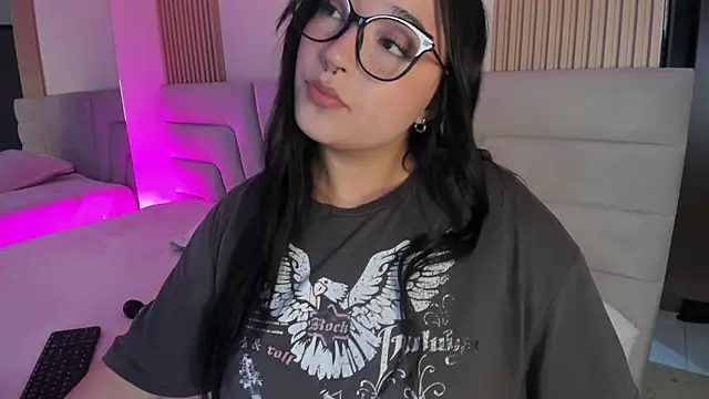 Snapshot of Miss_Loise chatting on May 29, 2026, 1:55 am Miss Loise online show from May 29, 2026, 1:55 am