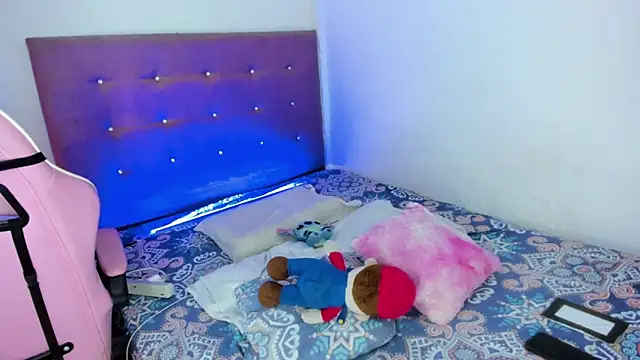 Snapshot of OSORIOMAFE chatting on March 13, 2025, 12:24 pm OSORIOMAFE online show from March 13, 2025, 12:24 pm