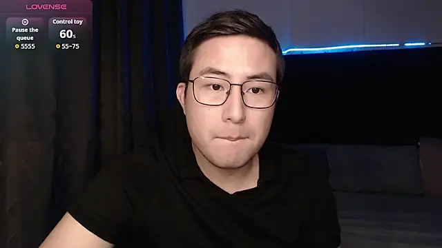 Snapshot of andrewmhilton_ chatting on November 28, 2025, 6:24 am andrewmhilton online show from November 28, 2025, 6:24 am