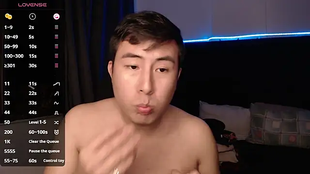 Snapshot of andrewmhilton_ chatting on September 12, 2025, 4:45 am andrewmhilton online show from September 12, 2025, 4:45 am